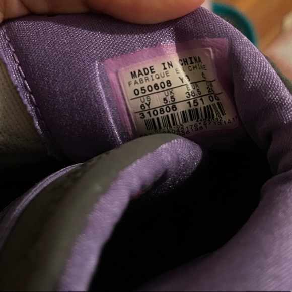 2005 Jordan 11s - Picture 5 of 5